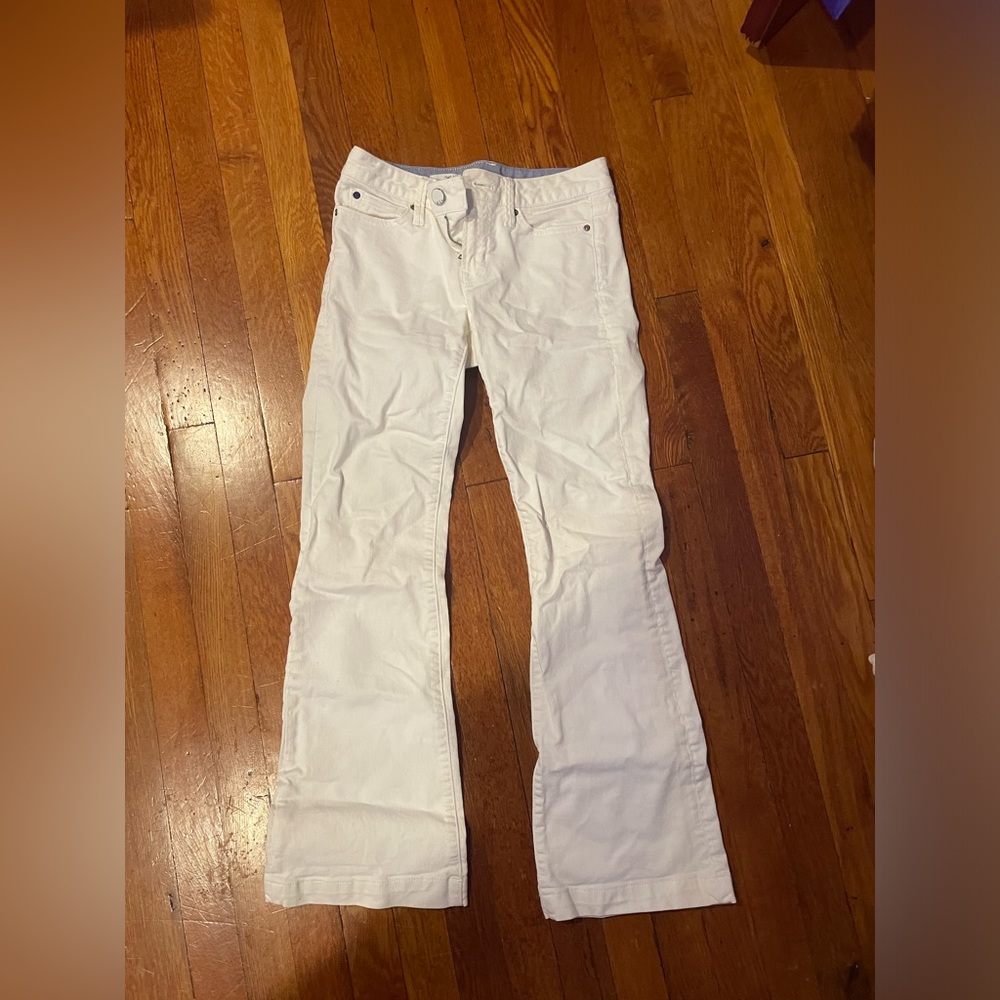 White bootcut size 0 jeans!